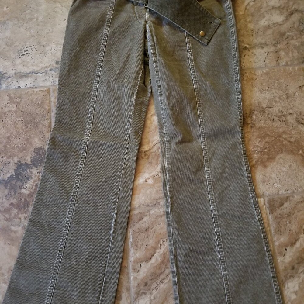 London Jean Kate Fit Corduroy Pants Women’s 6 Regular Belted Olive Green Bootcut